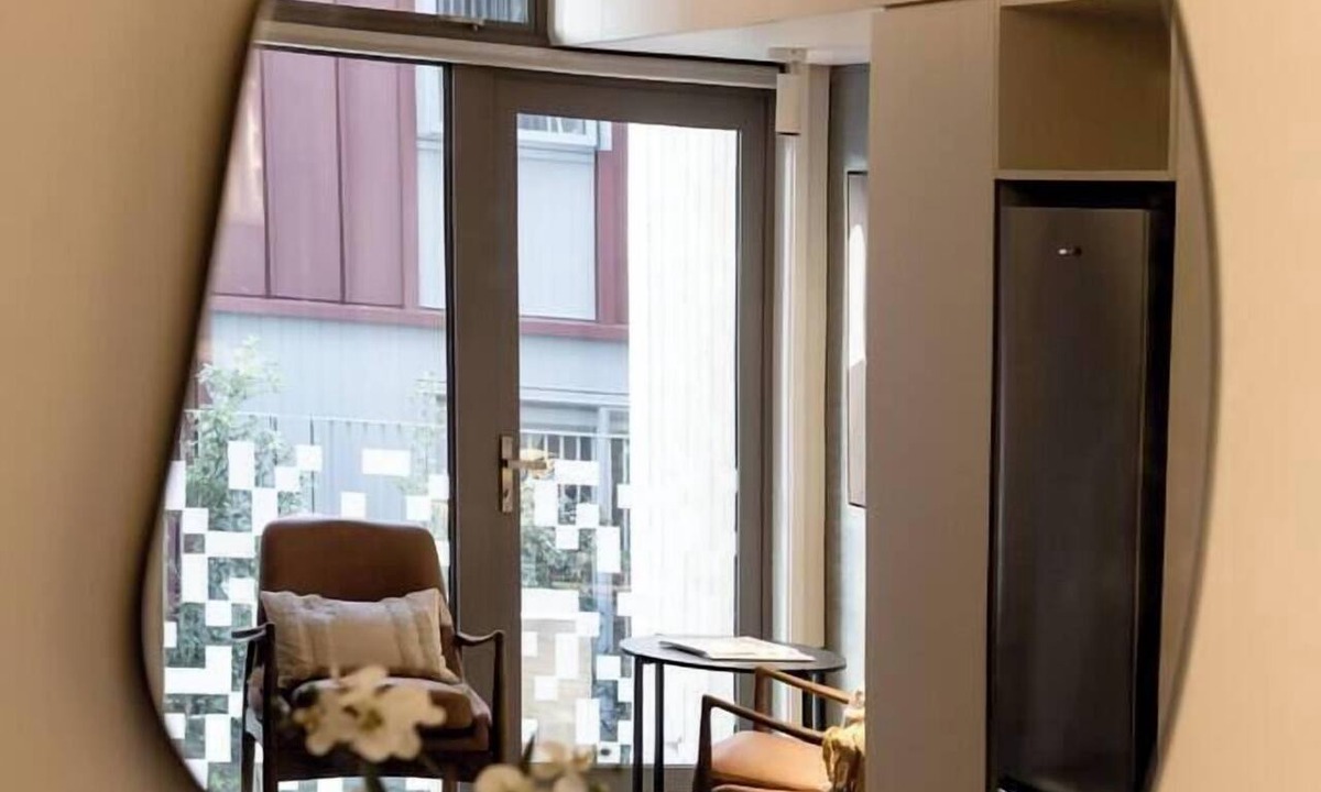Te Aro Apartment | Executive 2BR Designer Townhouse + Rooftop Oasis