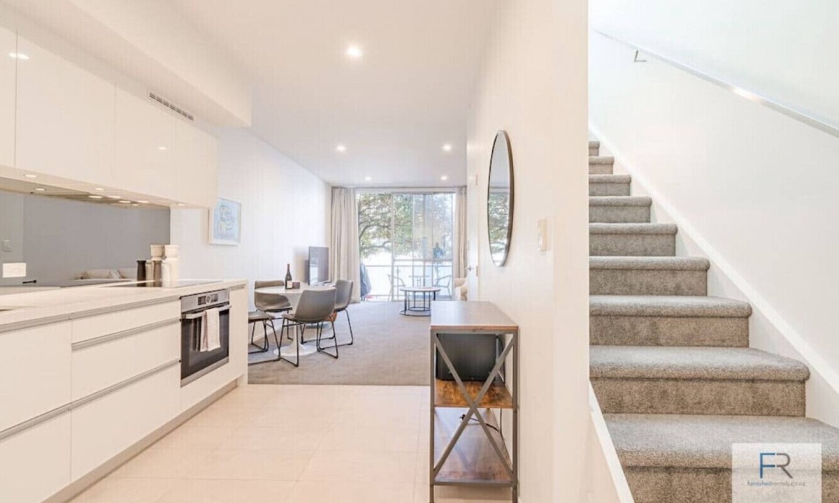 Freemans Bay Apartment | Executive city-fringe Townhouse| by Furnished Rentals