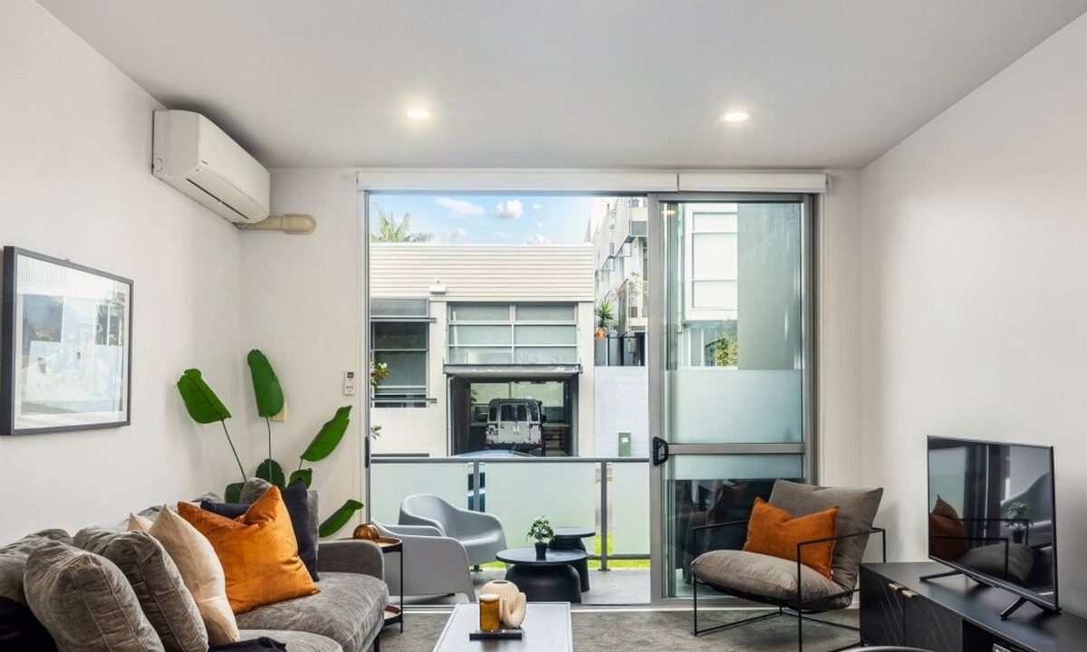 Freemans Bay Apartment | Executive Townhouse, FREE PARKING, Aircon and Wifi