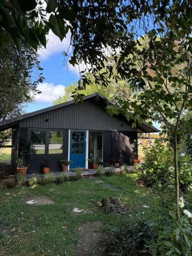 Tamahere Ski Chalet | Five Paddocks Blue Cottage