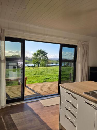 Ngahinapouri House | Forest View Farm Stay