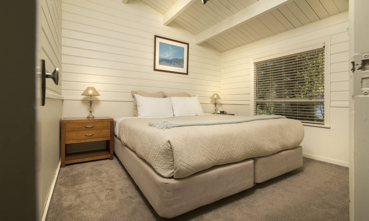 Endeavour Inlet Cabin | Furneaux Lodge