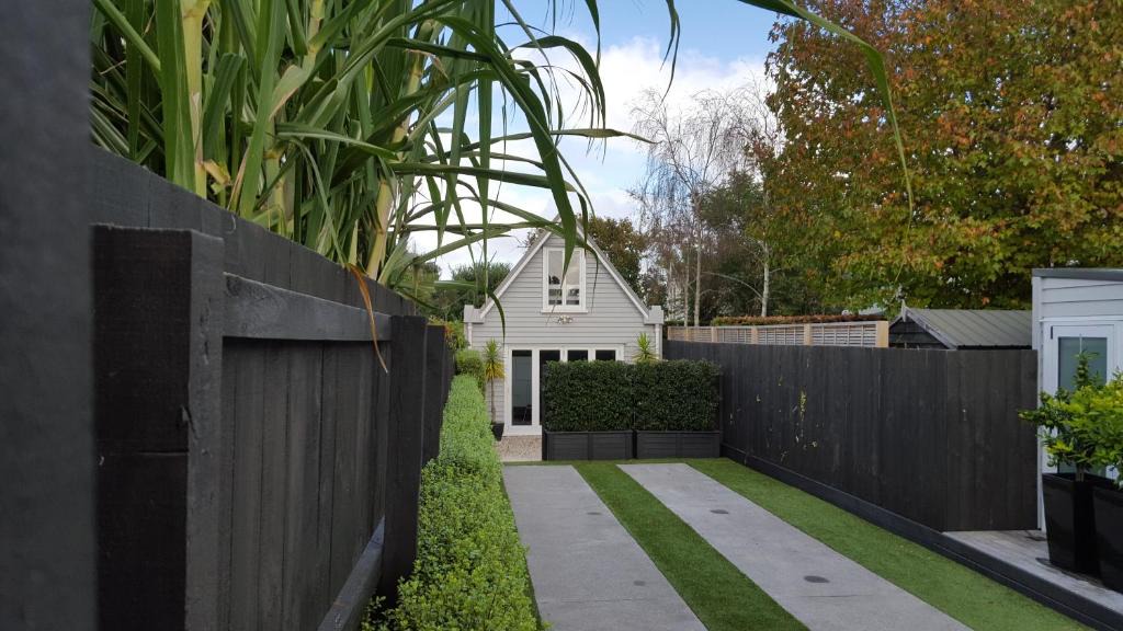 Ponsonby House | Gray Cottage Ponsonby