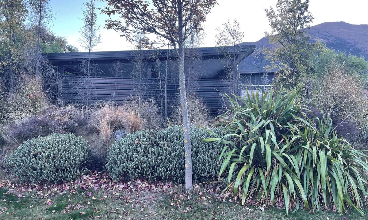 Lake Hawea House | Hawea Haven