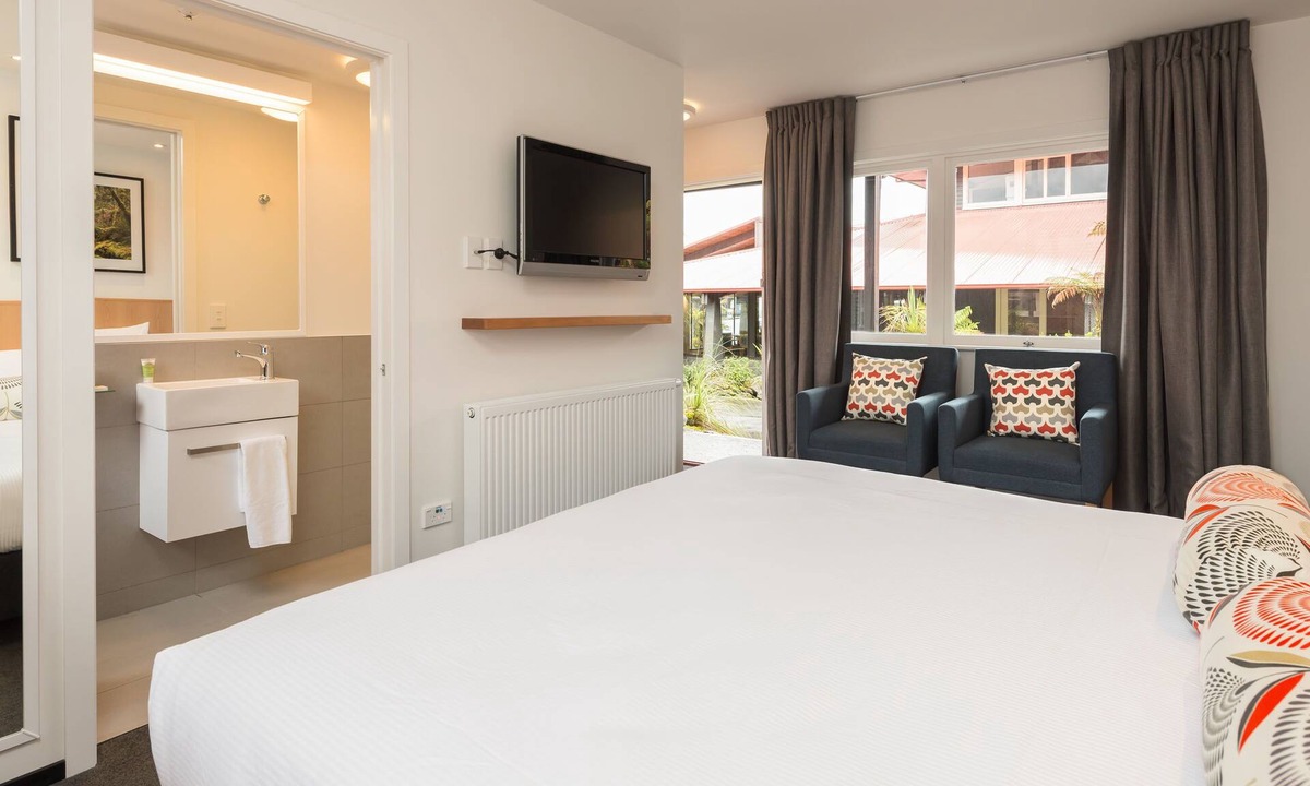 Fox Glacier Hotel | Heartland Hotel Glacier Country