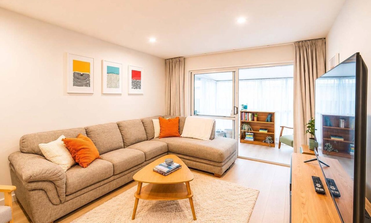 Linwood House | Hereford Haven 2BR w Parking | Near CBD & Stadium