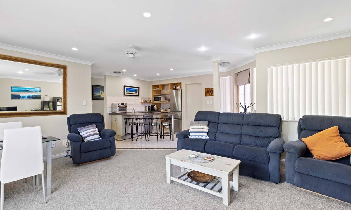 Hamilton Apartment | Hidden Gem | Private & Dog-Friendly