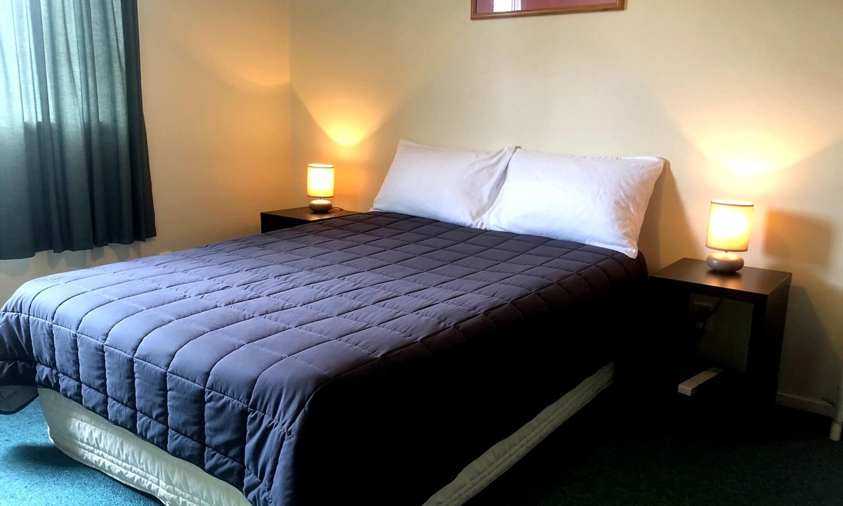 National Park Village Hostel | Howard's Lodge - Hostel