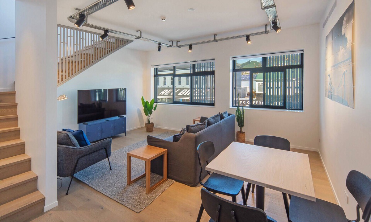 Nelson City Centre Apartment | Inner City Apartment 3 with Rooftop Balcony