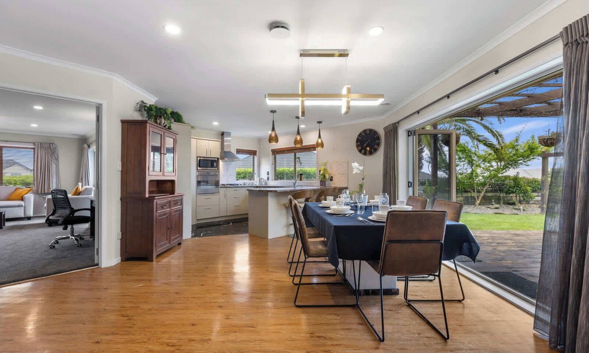Owhata House | Kererū Corner - Near the Redwoods, Sleeps 8