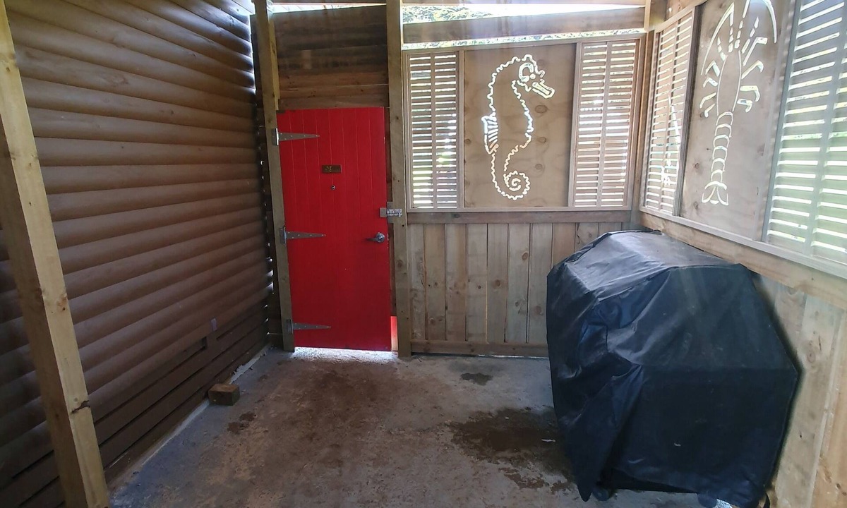 Whangaruru House | Kirikiri Pawhaoa Beautiful Beach Front Property Balnd Bay Whangaruru Habour