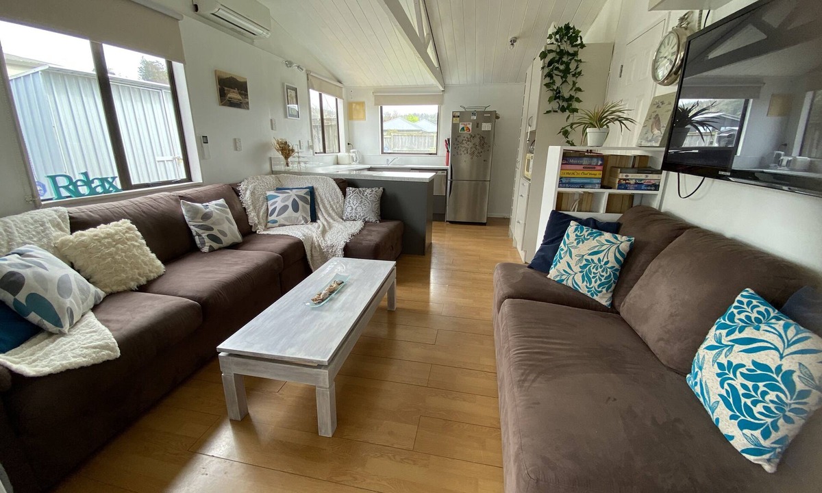 Whangamata House | Kiwi Bach with Large Private Outdoor Living and Optional Bunkroom