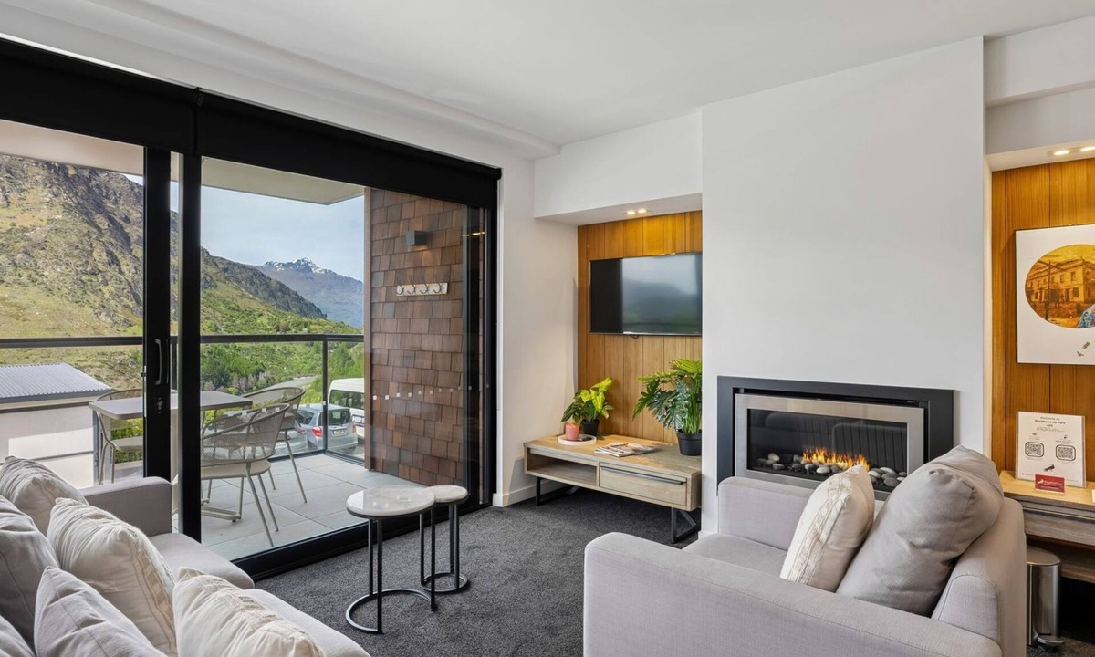 Arthur's Point Apartment | Kiwi Studio Apartment minutes from Coronet Peak