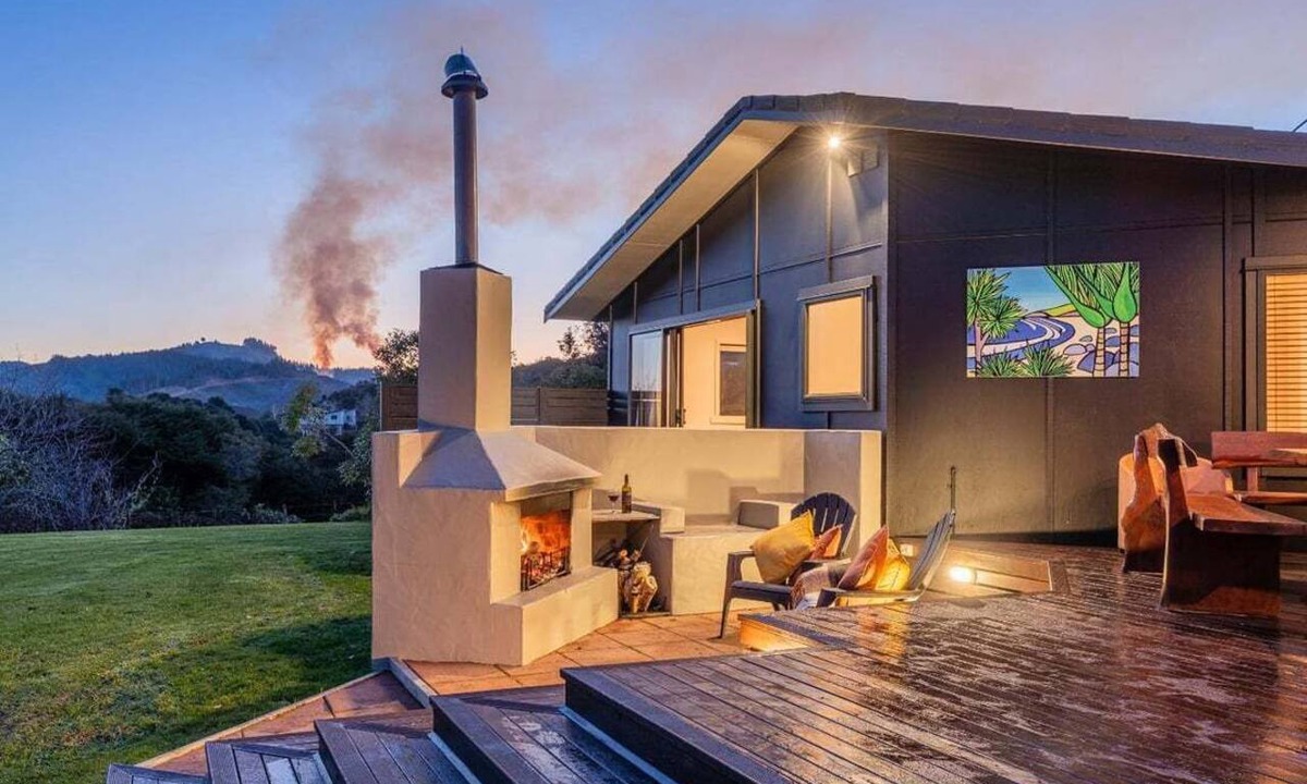 Whitianga House | La Casa Escondida - Hot Tub and Outdoor Fire