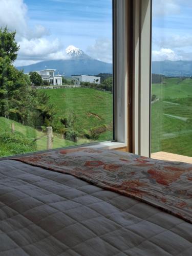 Tarurutangi House | Little Hurst House - Escape the Ordinary