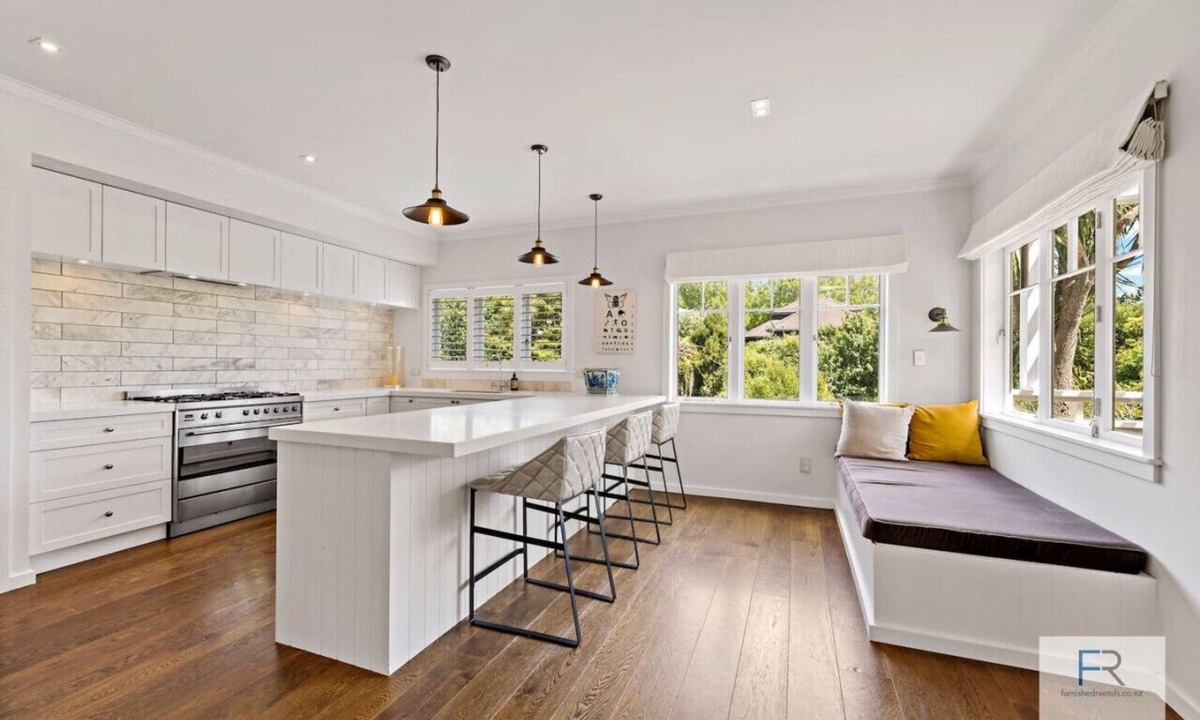 Greenlane - Ellerslie House | Luxurious Remuera Home