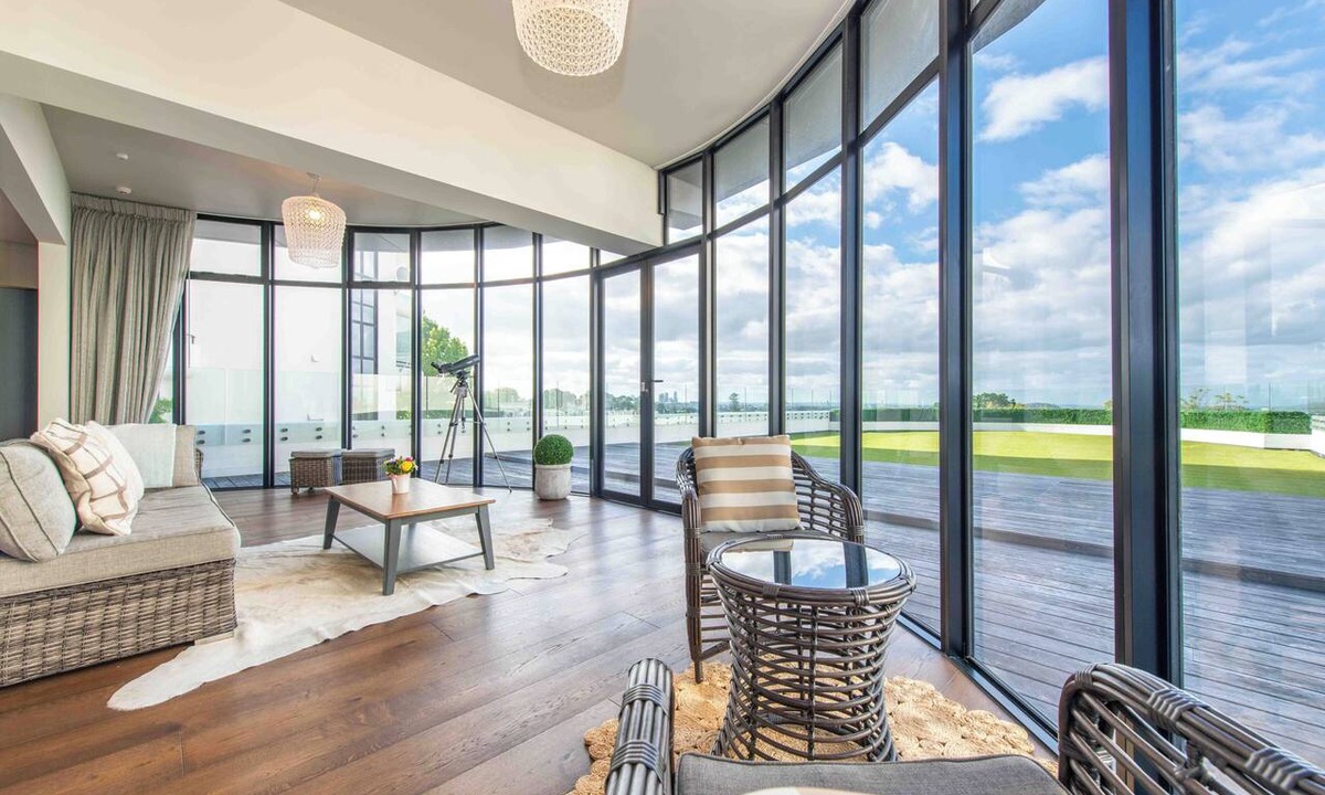 Remuera Apartment | Luxury 3BR Apartment with Stunning Views | Remuera