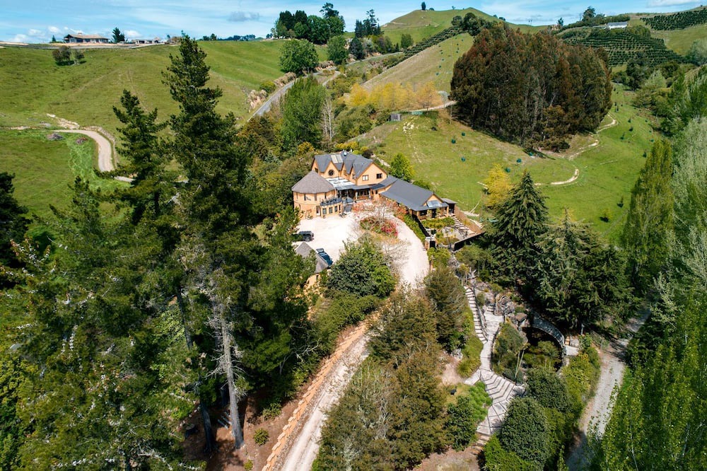 Upper Moutere Other | Luxury Castle for Large Groups in Nelson, New Zealand