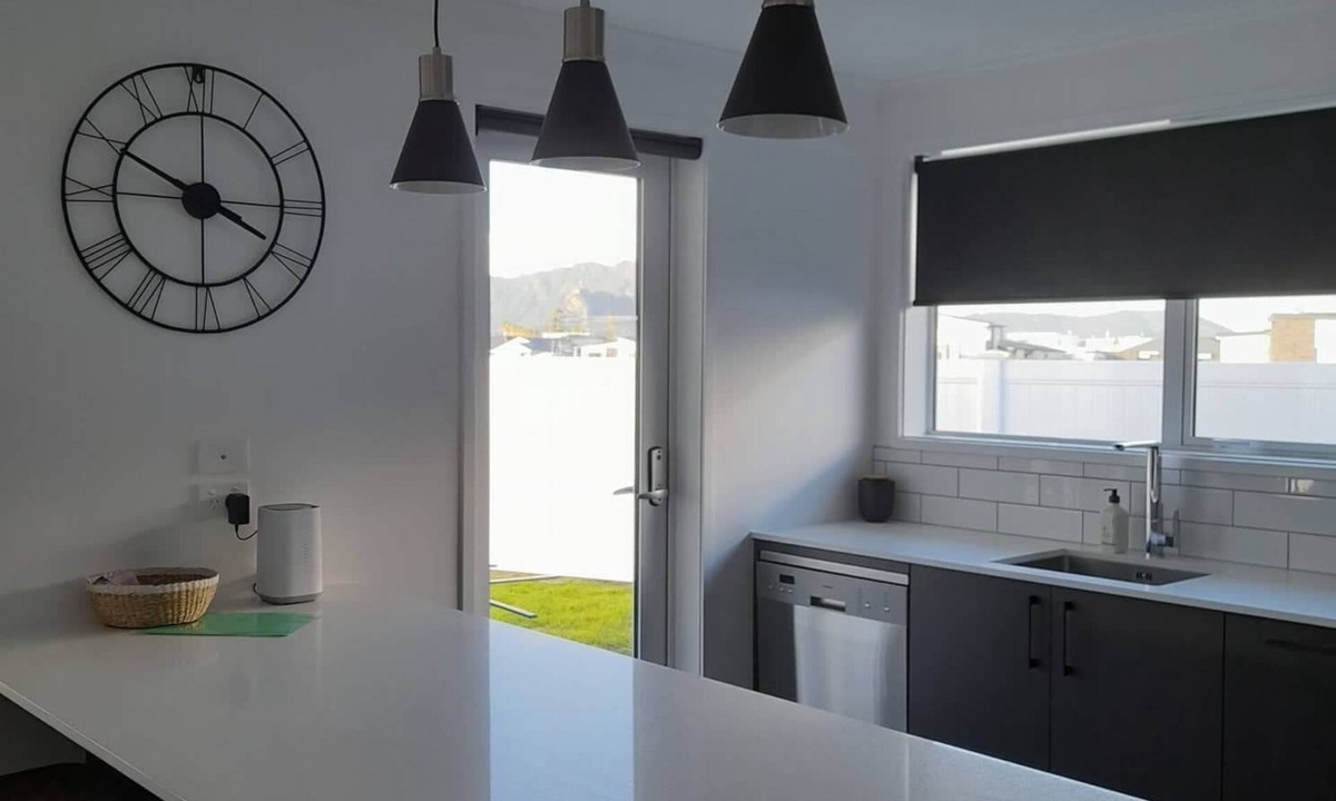 Mangapai House | Marsden Cove by the Marina