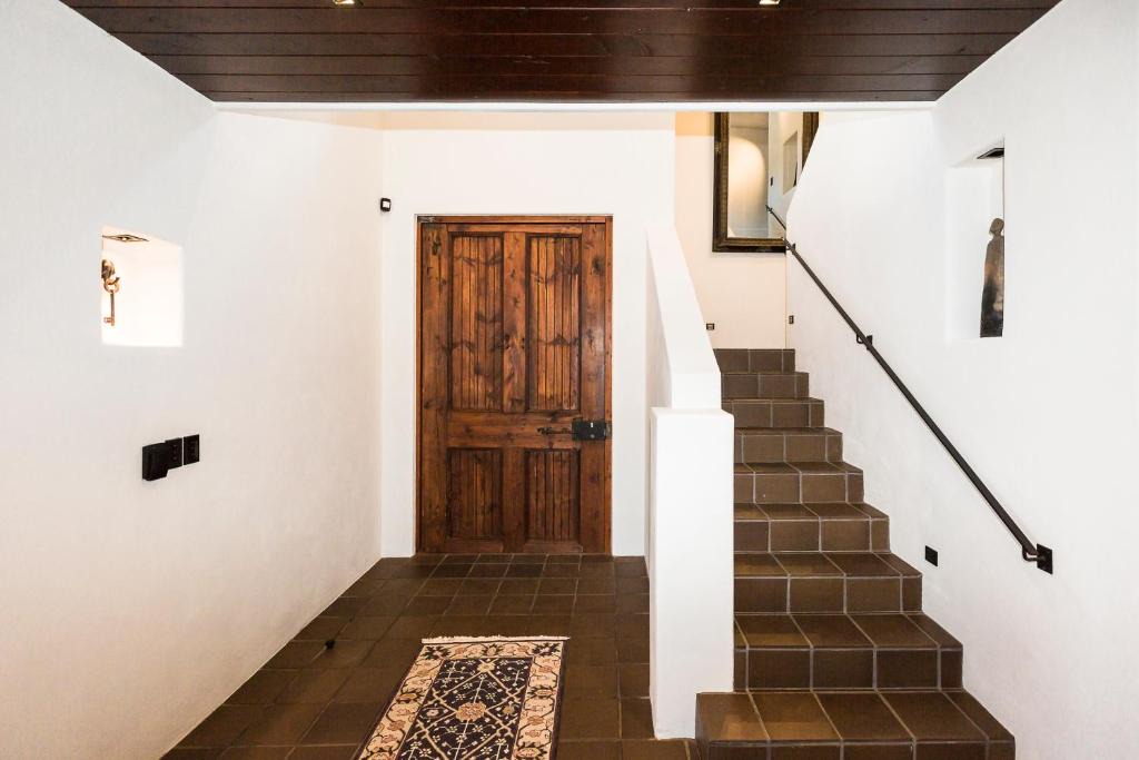 Warkworth Cabin | Matakana Estate Lodge with Indoor Pool