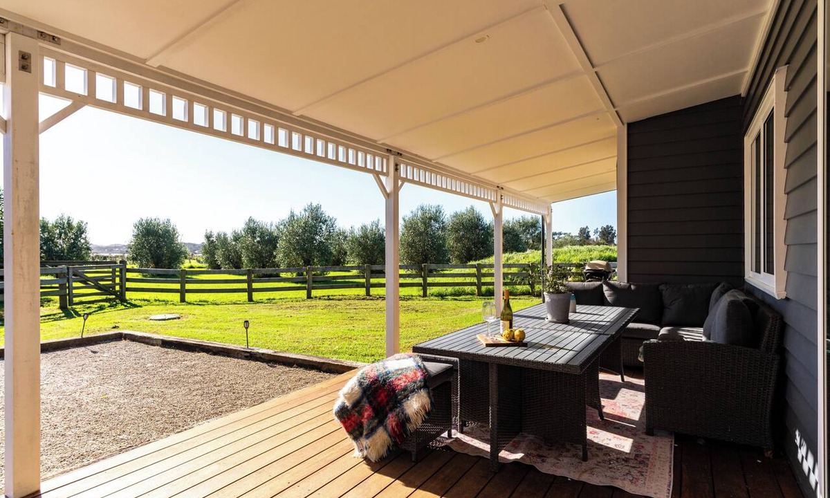 Mangawhai House | Meadow Escape - Mangawhai Holiday Home