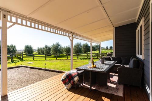 Mangawhai House | Meadow Escape - Mangawhai Holiday Home