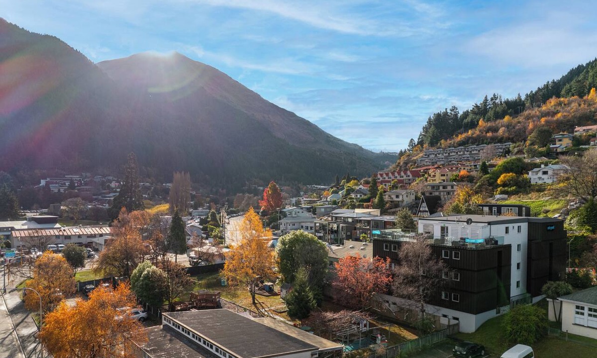 Queenstown City Centre Hotel | Mi-pad Queenstown