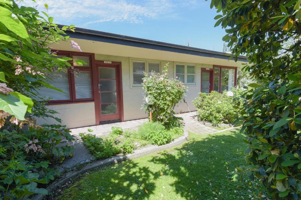 Clyde House | Miners Lane Cottages