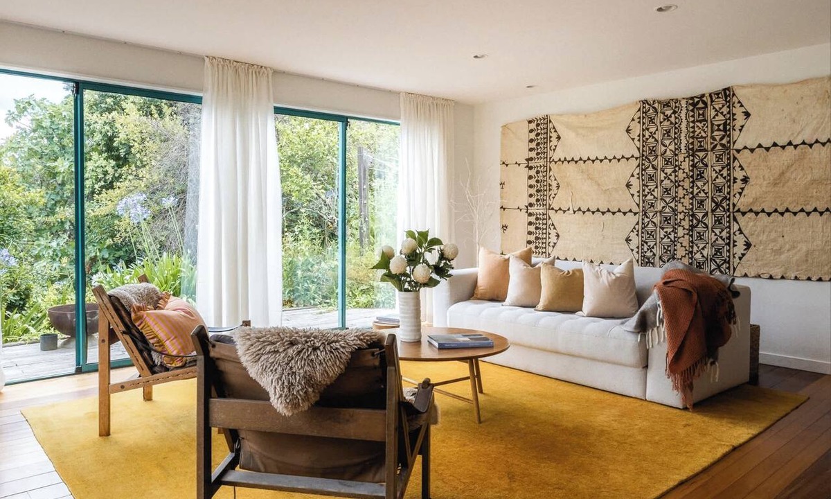 Palm Beach House | Miro Retreat - Sun-Soaked Palm Beach