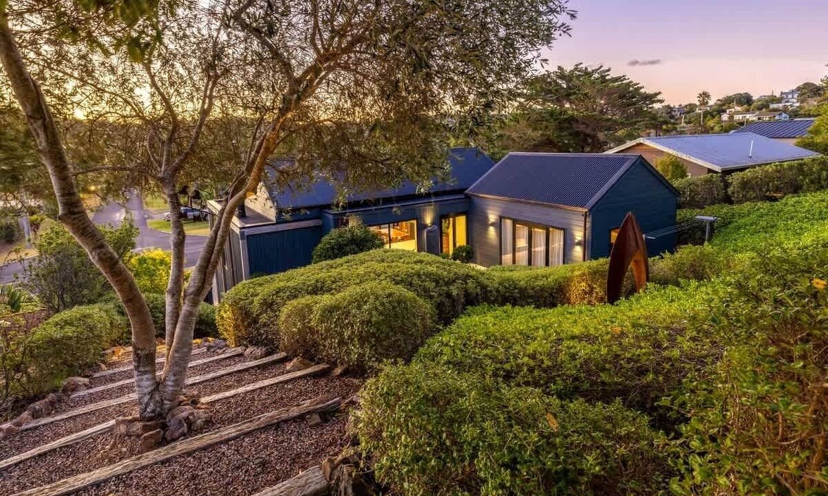 Blackpool House | Moa Whare -Oneroa and Blackpool Easy Island Living
