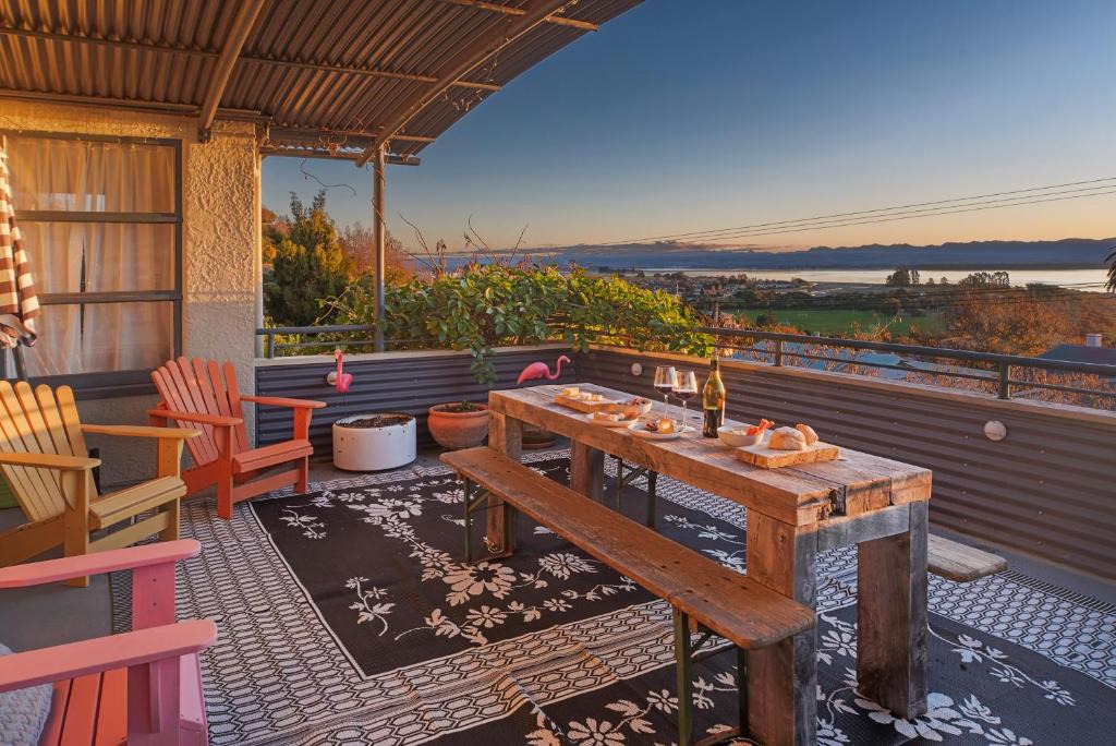 Nelson House | Moana Escape - Tasman Bay Views, Pool, Spa & Sauna