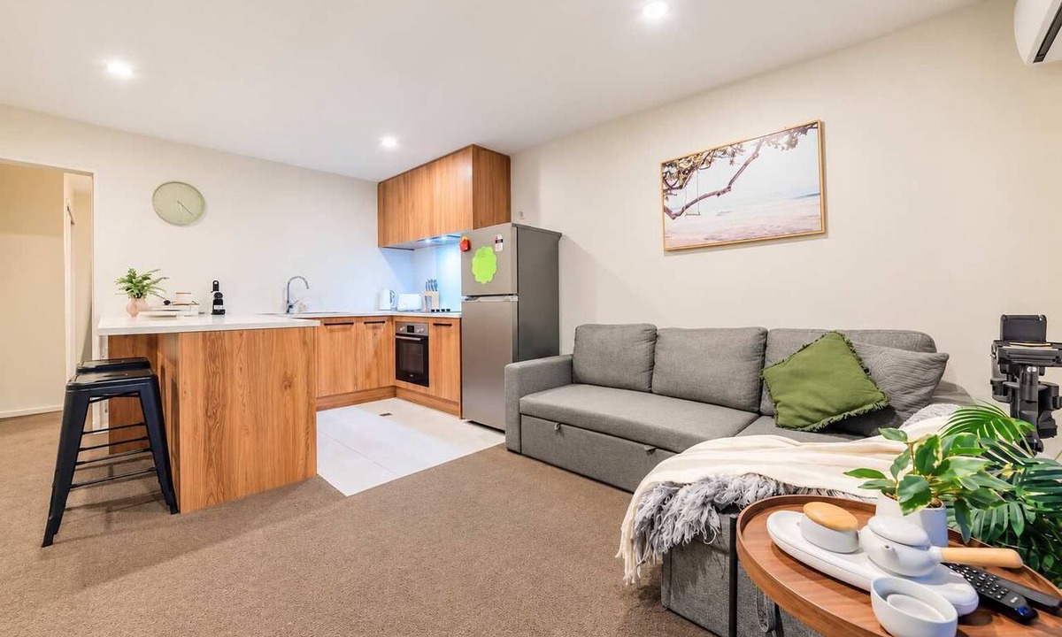 Christchurch City Centre Apartment | Modern 3BR CBD | Private Patio | Sleeps 6