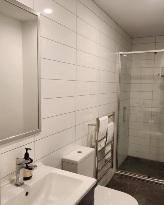Epsom Apartment | Modern and stylish living in the Heart of Newmarket with secure parking