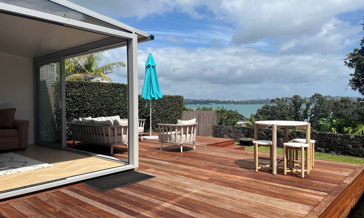 Devonport House | Modern Elegance by Bespoke Stays