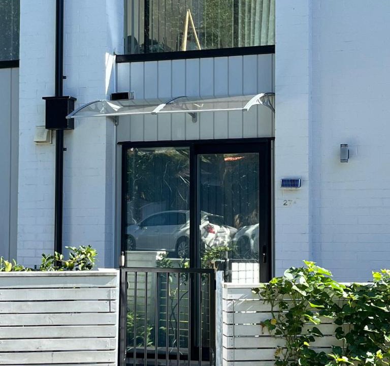Greenlane - Ellerslie House | Modern Private Studio Auckland-Private Entrance-Free Parking-Near CBD