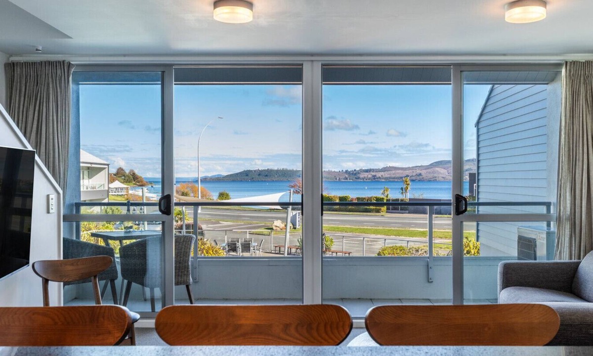 Two Mile Bay Apartment | Modern two bedroom apartment, great location