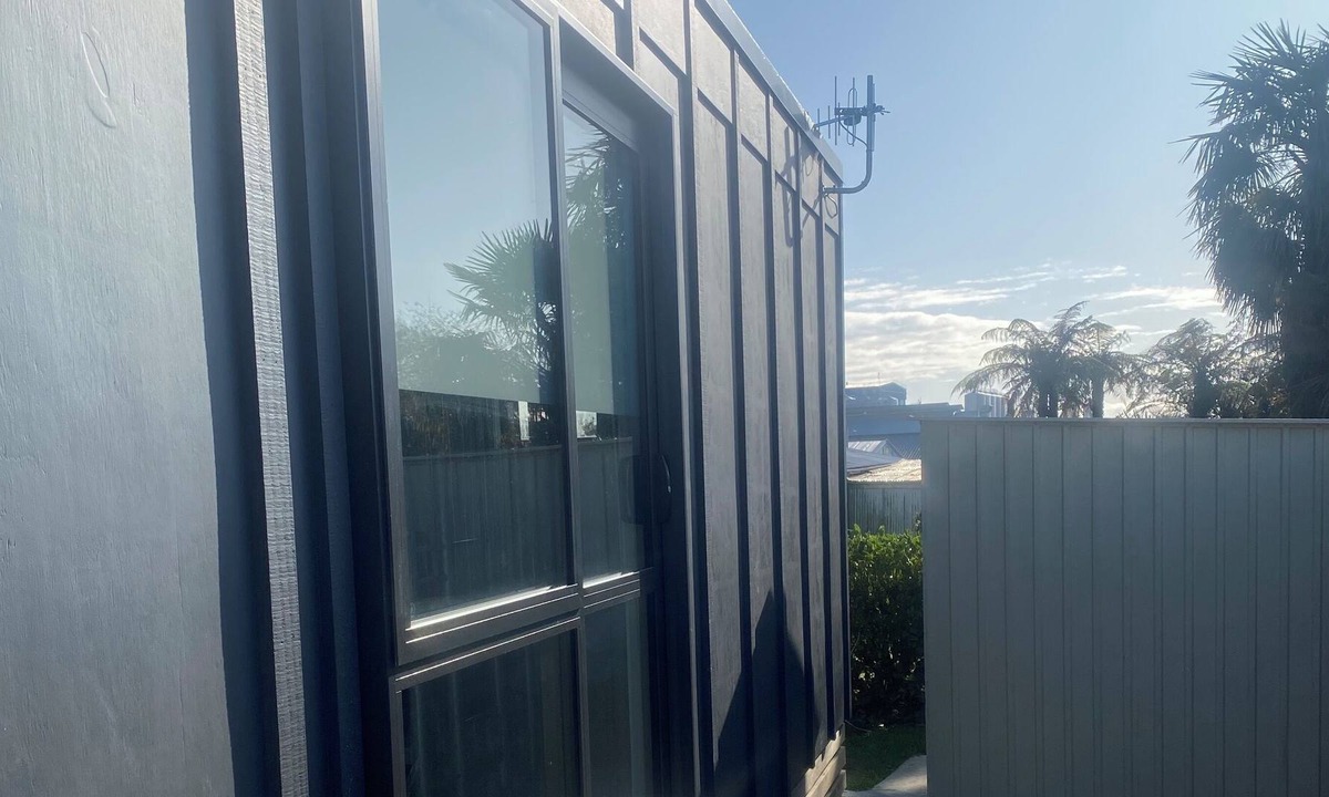 Tirau Cabin | Modern, warm, central, self contained & private