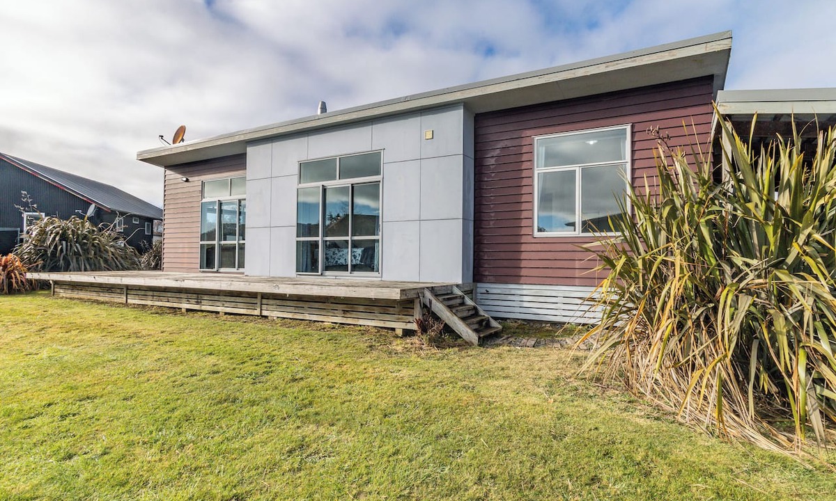 Ohakune House | Mountainview Glimpse - Ohakune Holiday Home