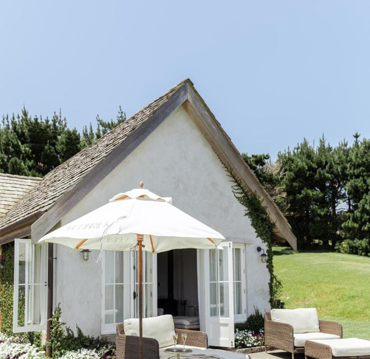 Oneroa House | Mudbrick Cottages