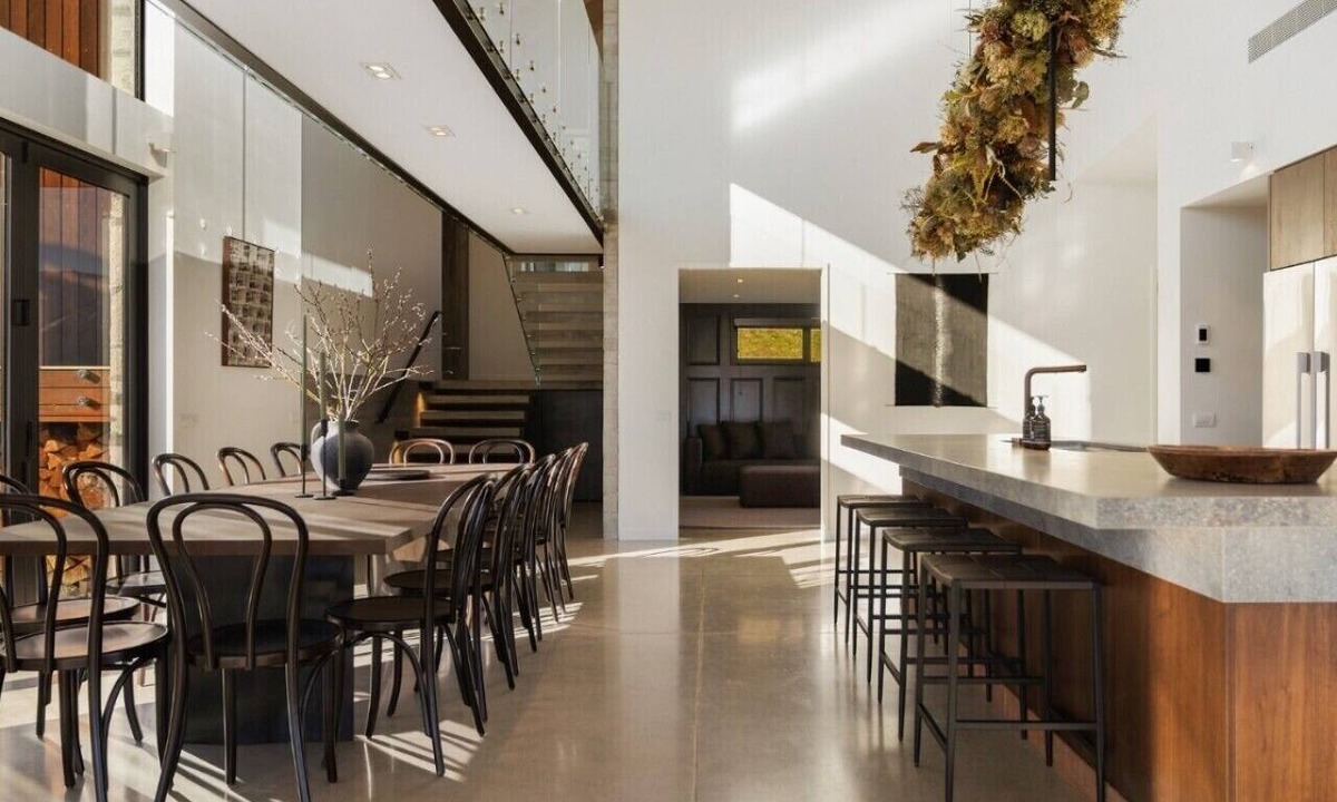 Lake Hayes Villa | Noa By The Lake | 5 bedrooms, lake view, spa pool, outdoor fireplace