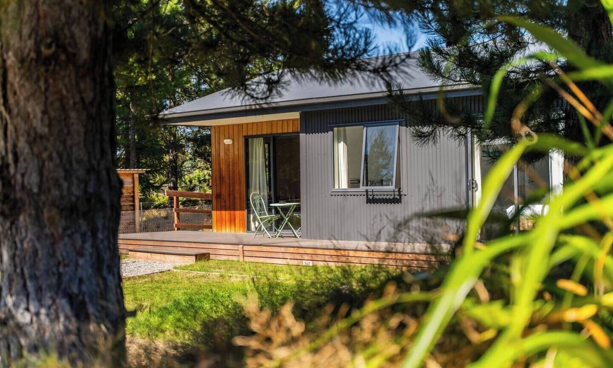 Twizel House | North West Cabin - private high country escape.