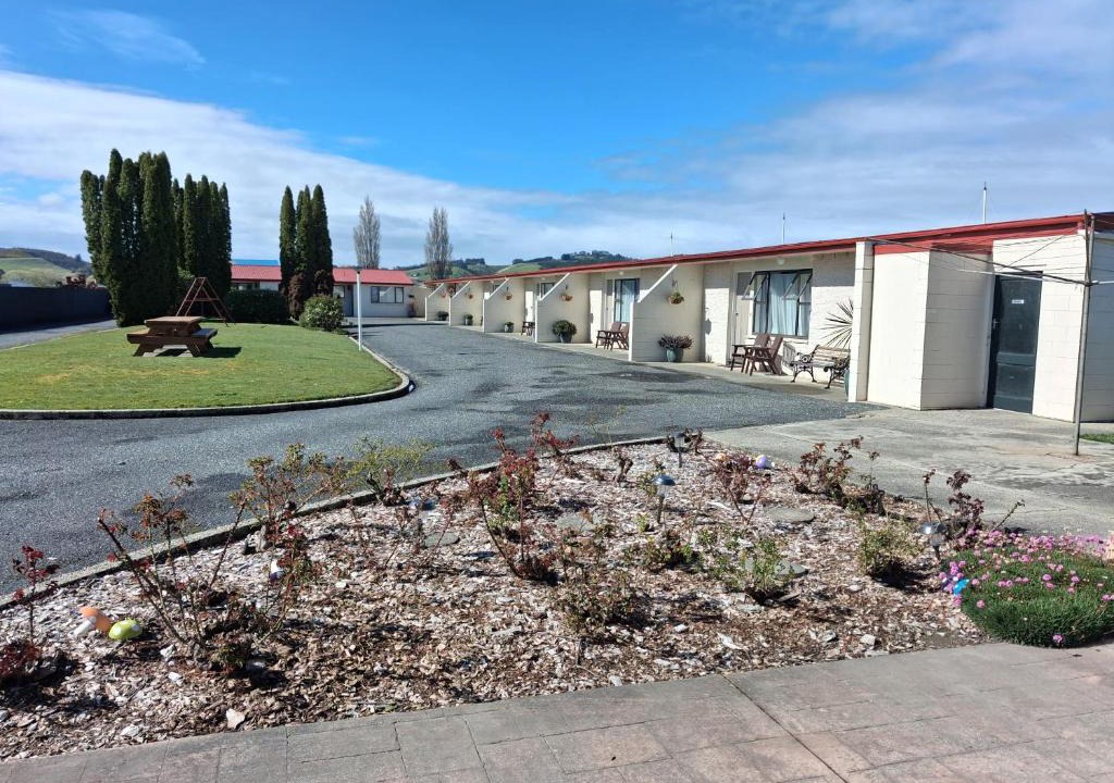 Gore Hotel | Oakleigh Motel