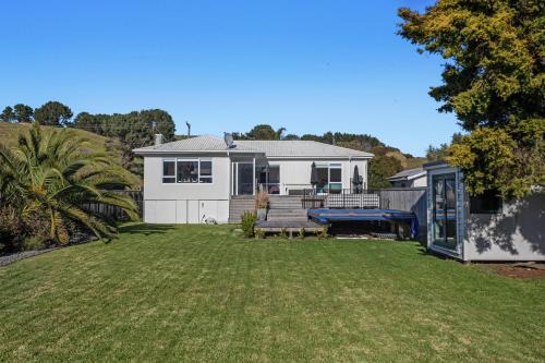 Ohope House | Ocean Breeze Escape - Ohope Holiday Home