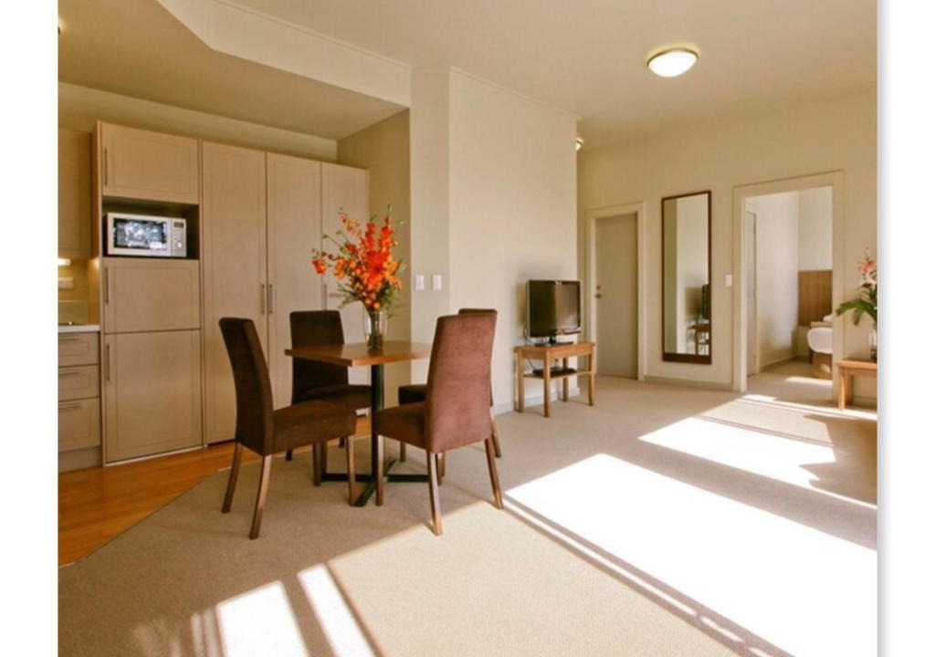 Bayswater Hotel | Ocean Breeze Hotel