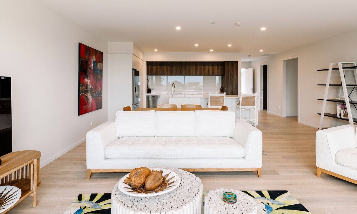 Tahunanui Apartment | Oceanview Retreat - Stunning penthouse apartment in the Oceanview Apartments complex in Tahunanui
