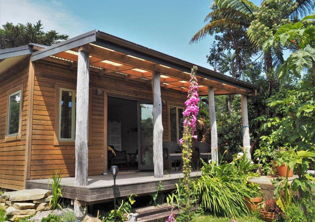 Cape Foulwind Cabin | Omau Retreat