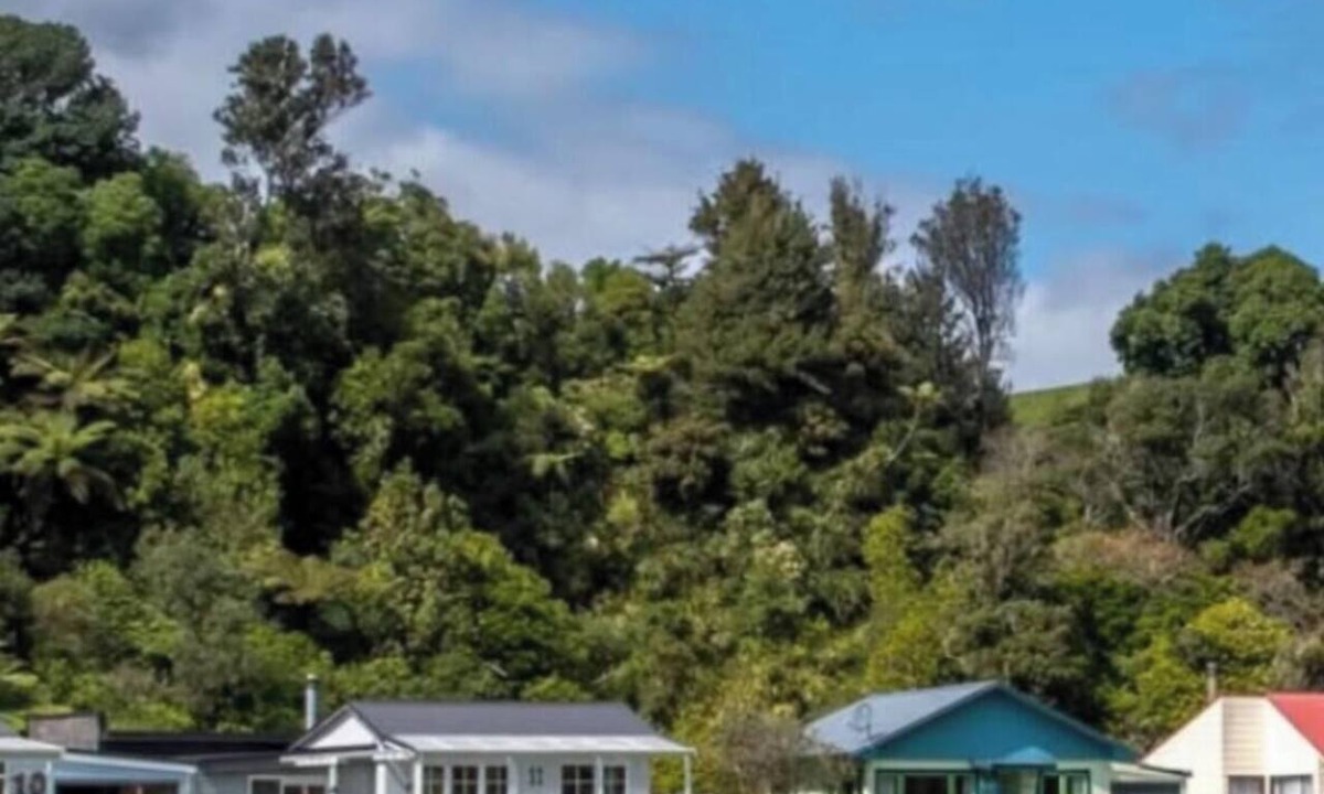 Rewa Cottage | Onaero Bay Bach11, coastal cottage and traditional kiwi Bach holiday retreat