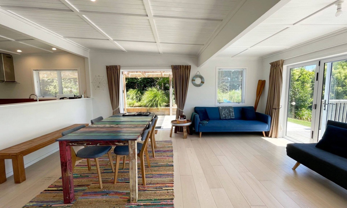 Oneroa House | Oneroa Village Oasis - Central Near Beaches