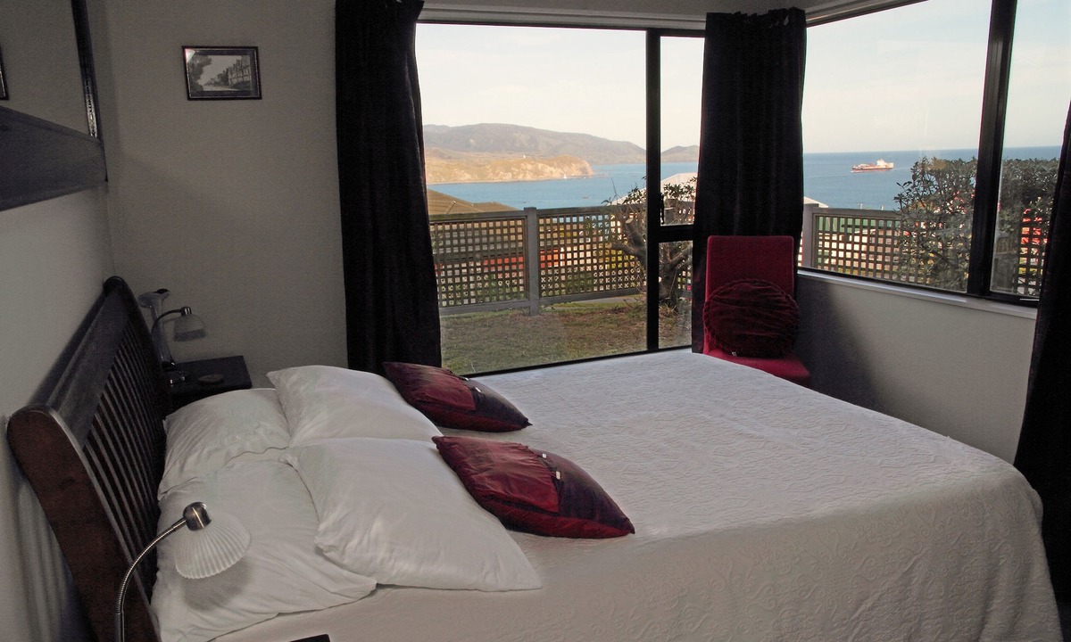 Wellington Bed & Breakfast | Pacific View Bed and Breakfast