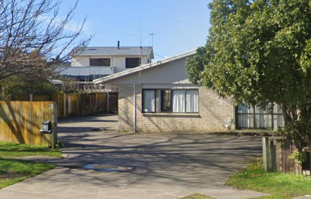 Papamoa Beach House | Papamoa Backpack House